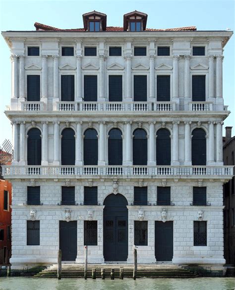 palazzo ca'corner della regina miuccia prada